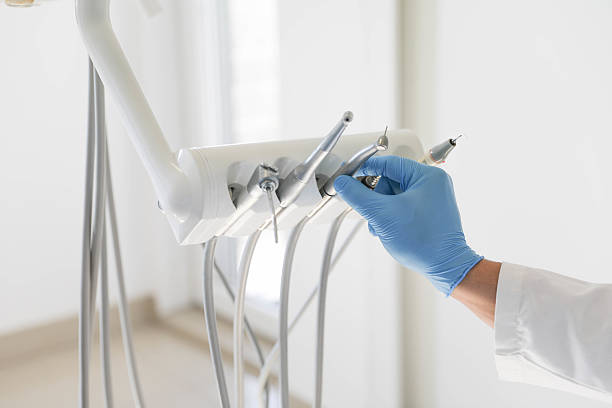 24/7 Emergency Wisdom Tooth Removal experts in Henderson County County, NC